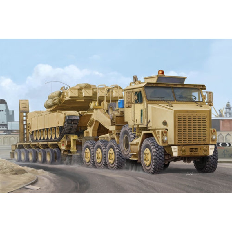 Hobby Boss 85502 1:35 Oshkosh M1070 Truck Tractor and M1000 HETS (Heavy Equipment Transporter Semi-trailer)