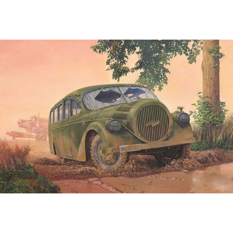 Roden 823 1:35 Opel Blitzbus Ludewig 'Aero' WWII service