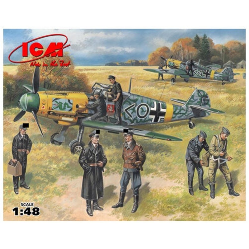 ICM 48803 1:48 Messerschmitt Bf-109F-2 with Pilots and Ground crew