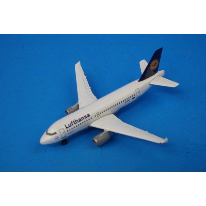 1:500 A319-100 Lufthansa Russelsheim D-AILC 508933 Herpa Airplane model