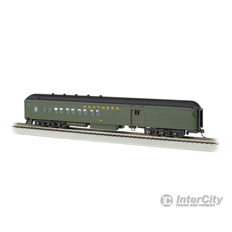 Bachmann 13606 72' Heavyweight Combine w/2-Window Door - Ready to Run -- Southern Railway #654