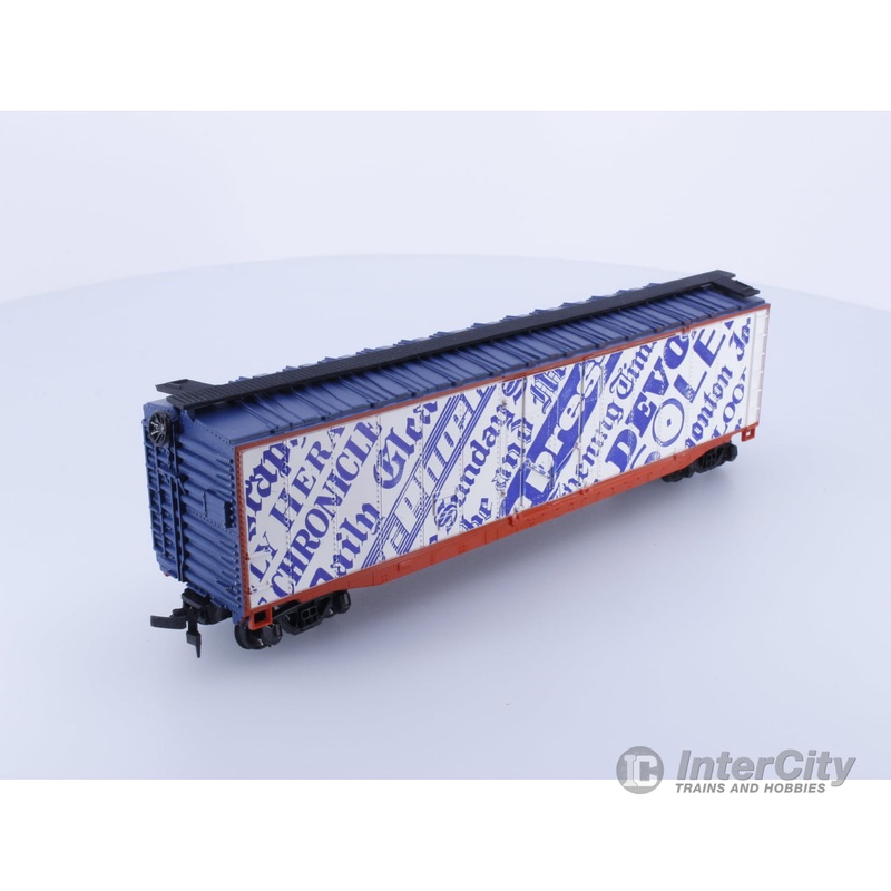 Bachmann 1148:300 HO 51' Steel Plug Door Box Car Canadian National (CN) NA