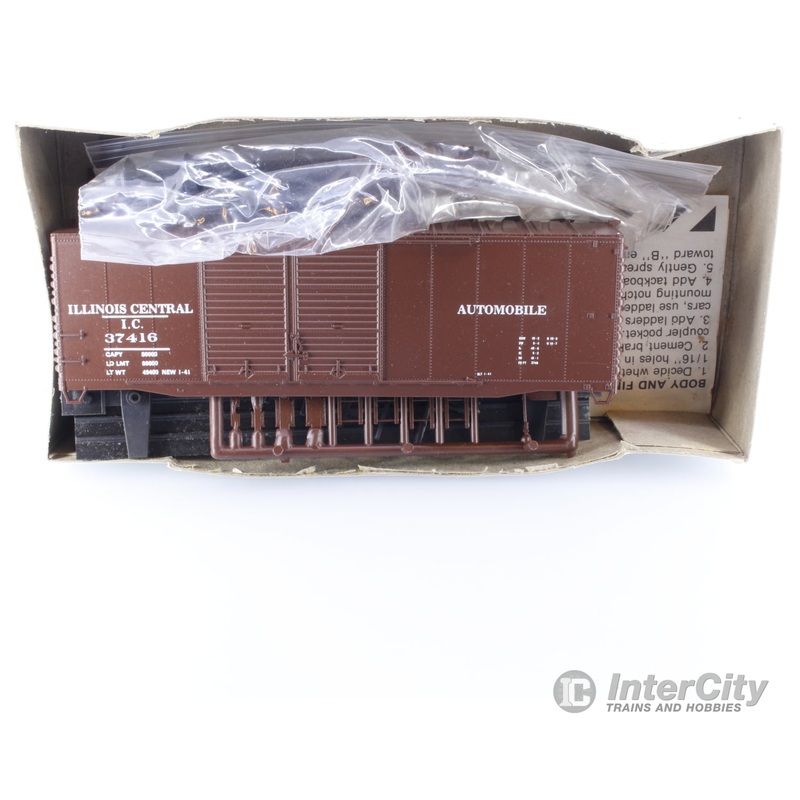 Mckean 313 HO 40' Double Door Box Car Illinois Central (IC) 37416 (#1)