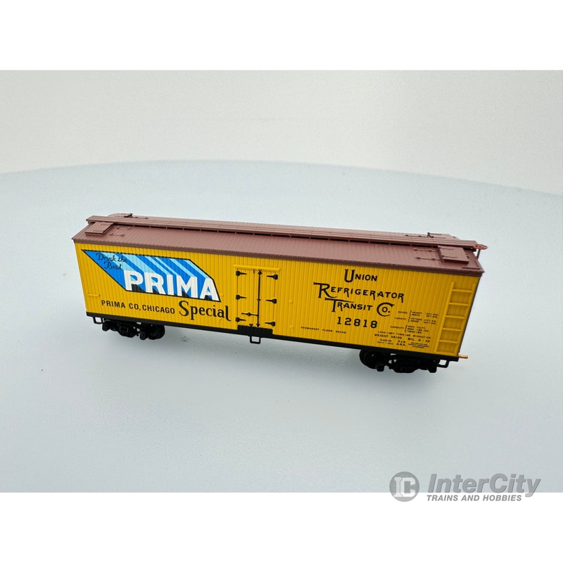Micro Trains 04900650 N 40' Double-Sheathed Wood Reefer Union Refrig. Transit Co./Prima URTC 12818