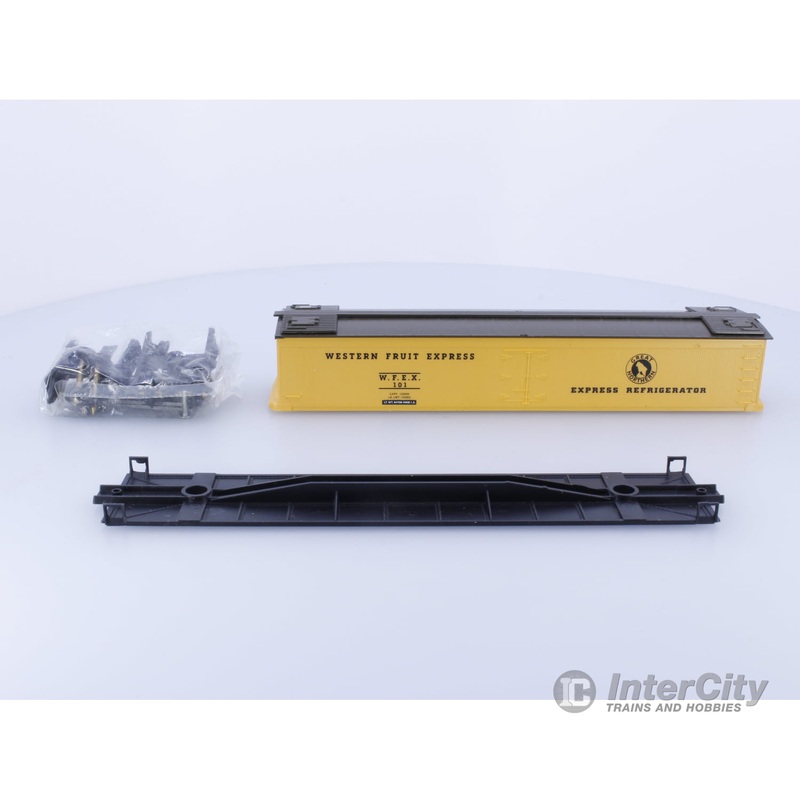 Roundhouse 03617 HO 50' Express Reefer 101
