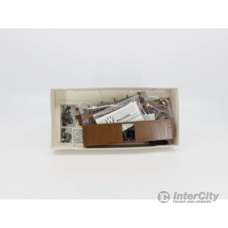 Walthers 932-2050 HO 40' Steel Box Freight Car X-29 Kit Undecorated (a)