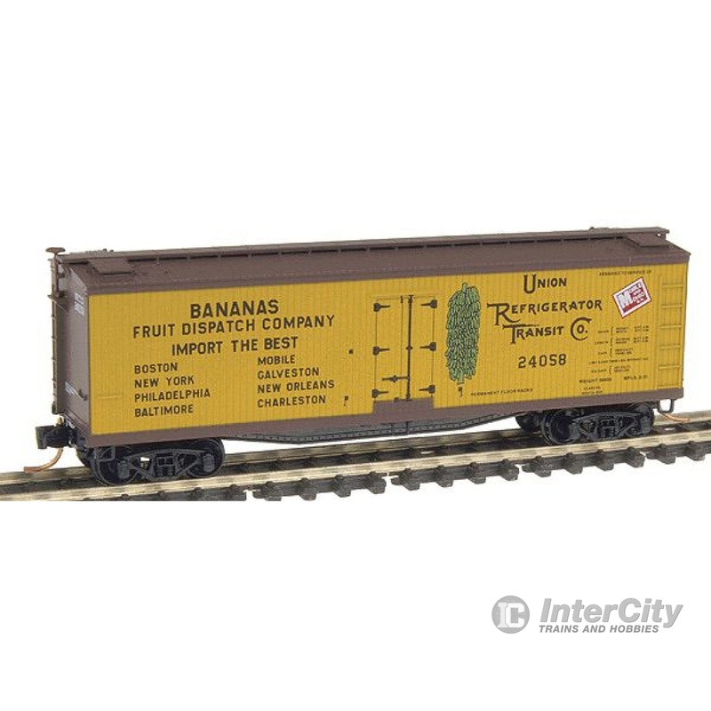 Micro Trains N 4900390 40' Double-Sheathed Wood Reefer w/Vertical Brake Wheel -- Bananas Fruit Dispatch Co. URTX #24058 (Boxcar Red w/Yellow Sides)