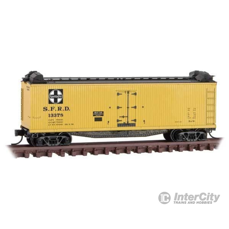 Micro Trains N 4900910 40' Double-Sheathed Wood Reefer, Vertical Brake Wheel, Hatch Hoods - Ready t -- Santa Fe 13378 (yellow, black)