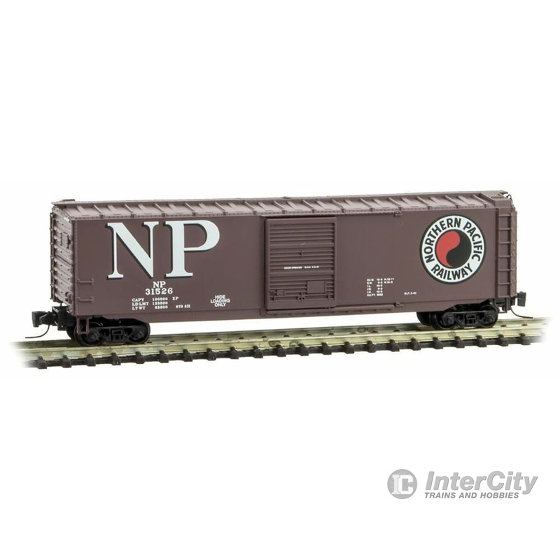 Micro Trains Z 50500352 50' Single-Door Boxcar - Ready to Run -- Northern Pacific #31526 (Boxcar Red, Billboard NP & Large Monad Logo)