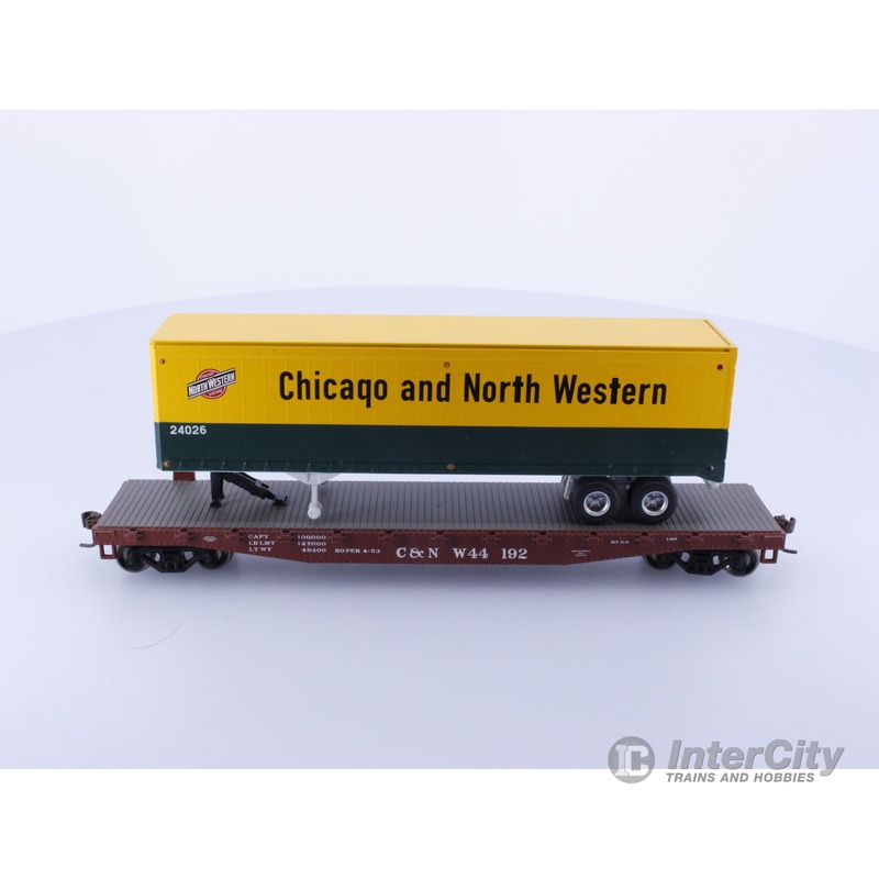 Athearn 72465 HO 50' Flat with 40' Trailer Chicago and North Western (CNW) 44192
