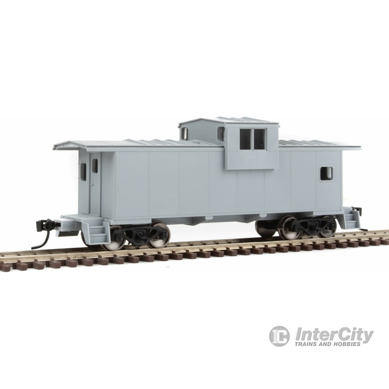 Walthers Mainline 8700 International Extended Wide-Vision Caboose - Ready-to-Run -- Undecorated