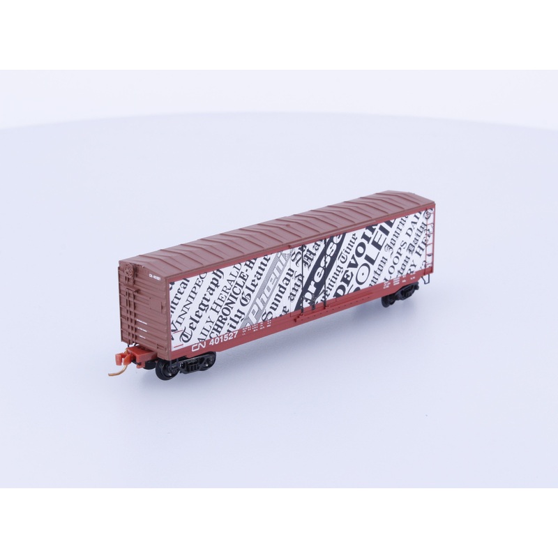 Micro Trains 03800460 N 50' Standard Boxcar Plug Door w/o Roofwalk Canadian National (CN) 401527