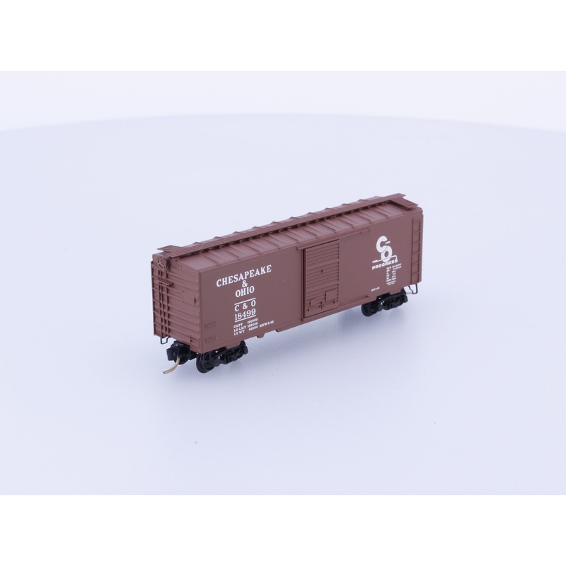 Micro Trains 20440 N 40' Standard Box Car Single Door Chesapeake and Ohio (CO) 18499