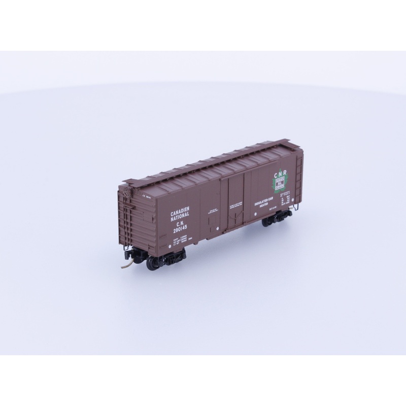 Micro Trains 21120 N 40' Standard Box Car, Plug Door Canadian National (CN) 290145