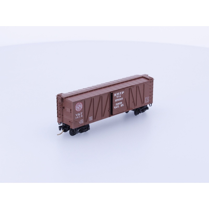 Micro Trains 28010 N Boxcar, 40', Wood Sheathed, Outside Braced Virginia & Truckee V&T 1015
