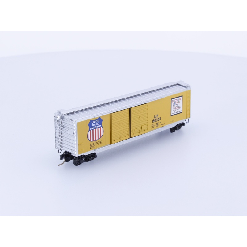Micro Trains 34090 N 50' Standard Box Car, Double Doors Union Pacific (UP) 160253