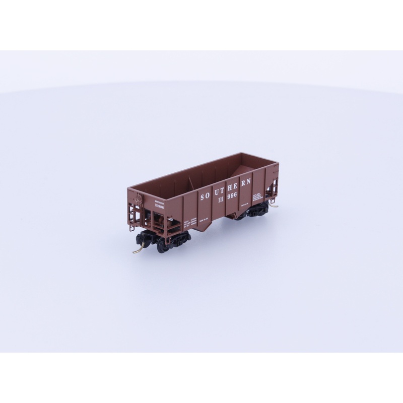 Micro Trains 56150 N 33' Twin Bay Hopper Rib Side Southern Railway (SOU) 111996