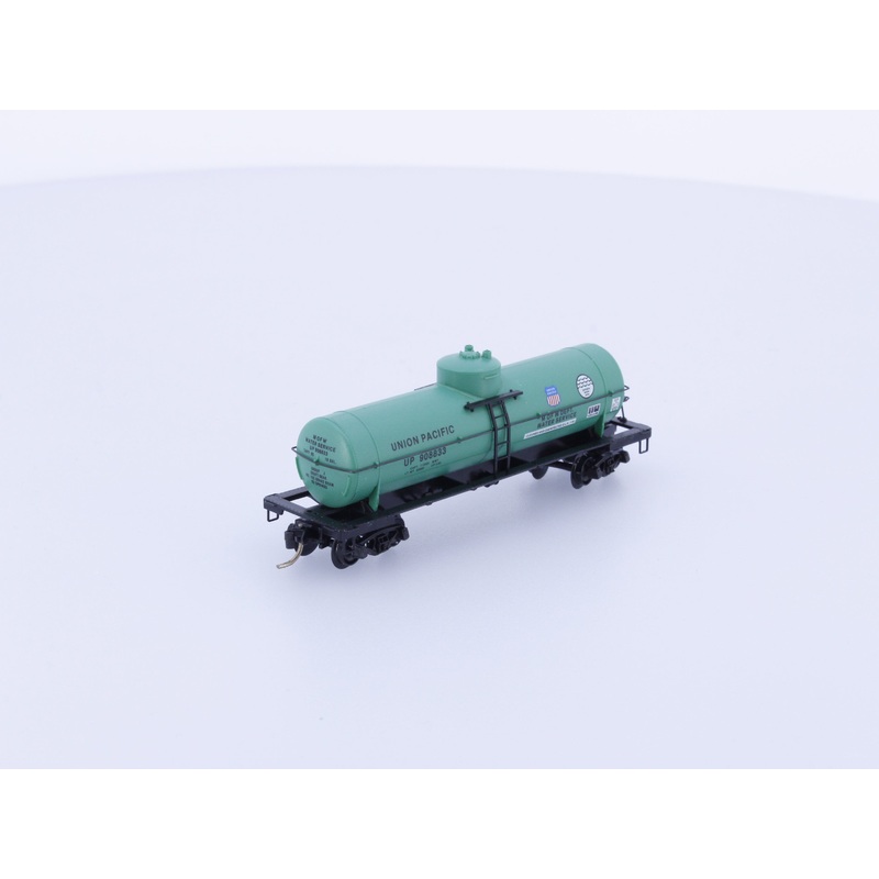 Micro Trains 65340 N Tank Car, Single Dome, 39' Union Pacific (UP) 908833