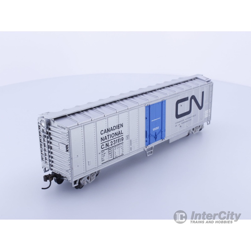 Athearn 7550 HO 50' Smooth Side Reefer Canadian National (CN) 231119 (b)