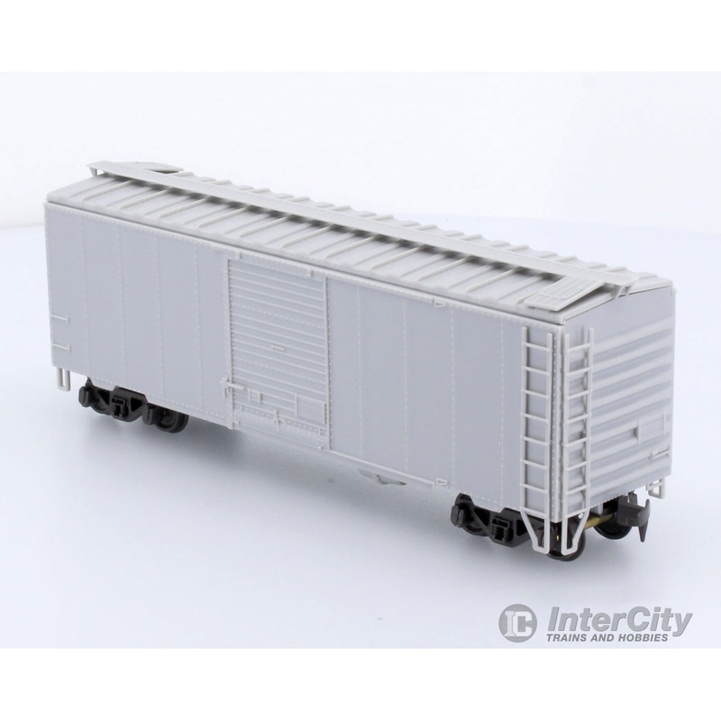 Trains Canada HO Scale Undecorated 40' NSC Box Car