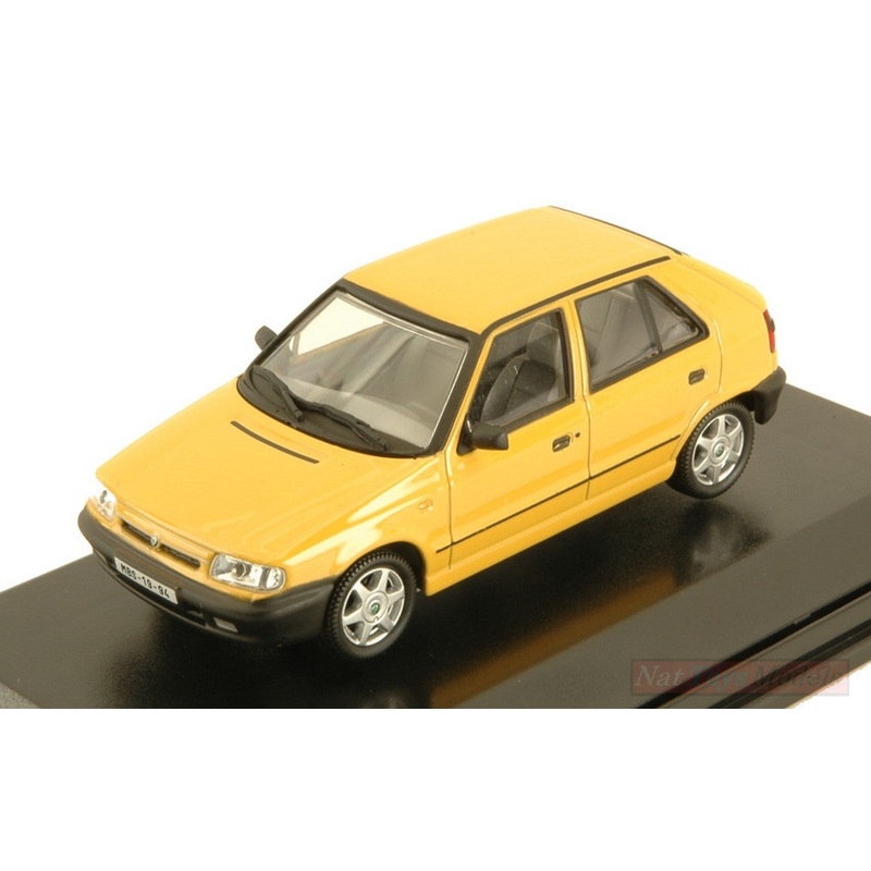 SCALE MODEL COMPATIBLE WITH SKODA FELICIA 1994 YELLOW 1:43 ABREX ABS709GI