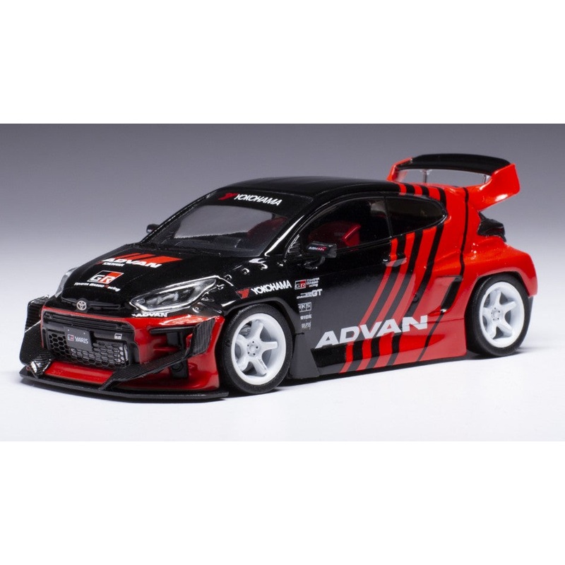 MODELLINO SCALA COMPATIBILE CON TOYOTA YARIS/PANDEM BLACK ADVAN 1:43 IXO MODEL MOC328