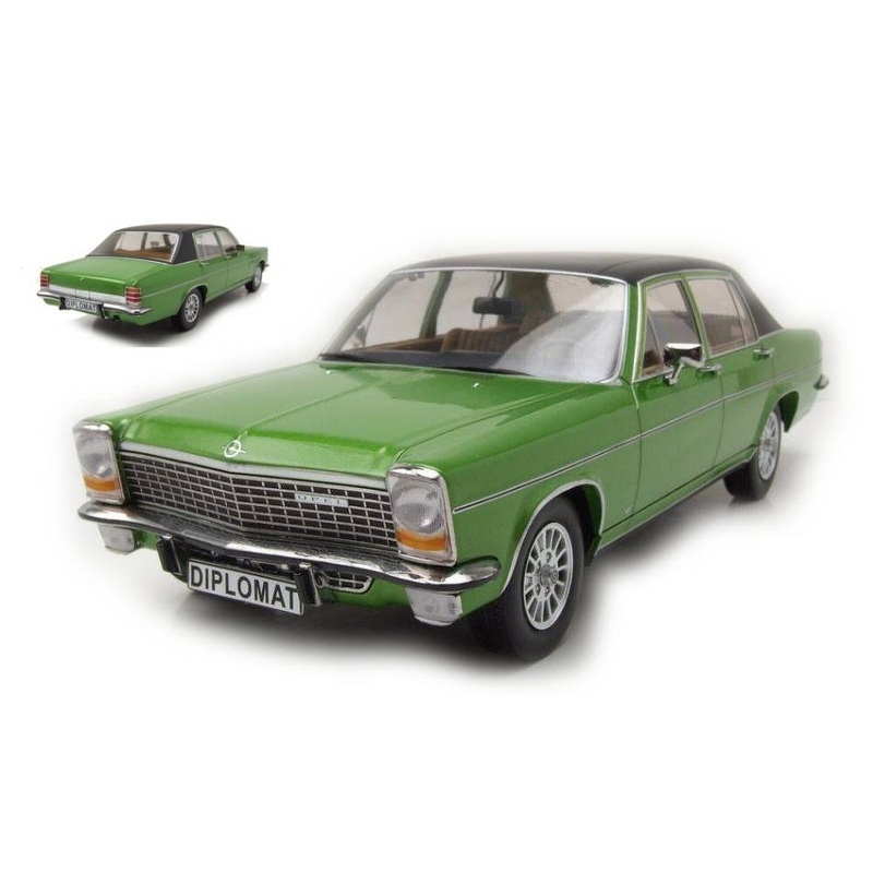 SCALE MODEL COMPATIBLE WITH OPEL DIPLOMAT B 1972 MET.GREEN/MATT BLACK 1:18 MODELCARGROUP MCG18337