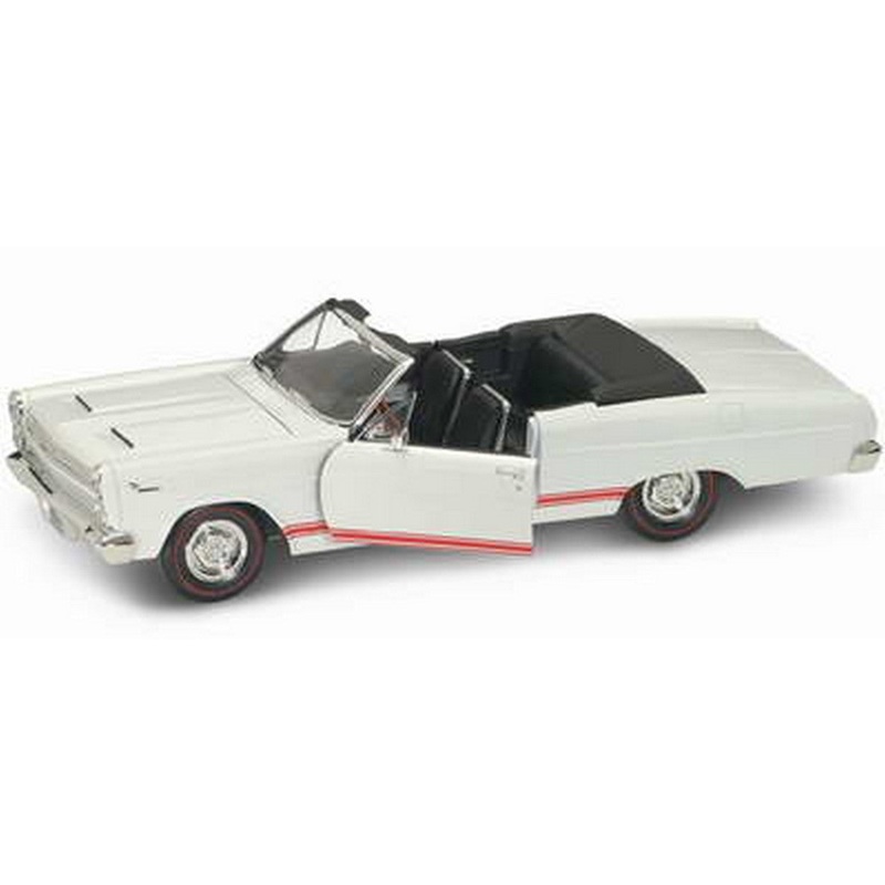 SCALE MODEL COMPATIBLE WITH MERCURY CYCLONE GT 1966 1:18 YAT MING YM92627
