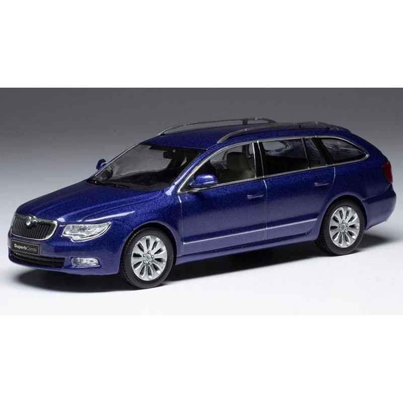 SCALE MODEL COMPATIBLE WITH SKODA SUPERB II 3T 2008 MET.BLUE 1:43 IXO MODEL CLC470