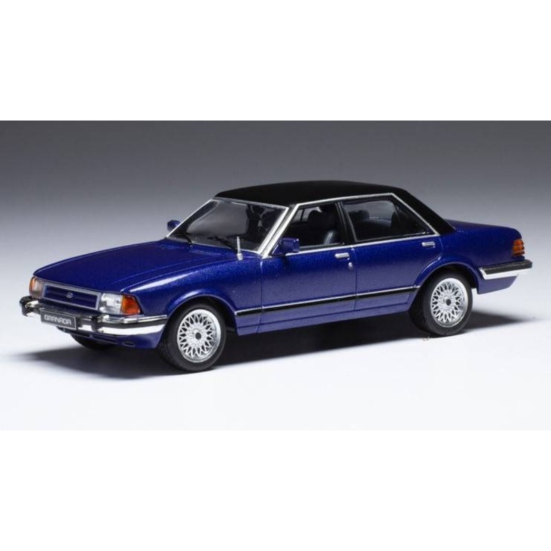 SCALE MODEL COMPATIBLE WITH FORD GRANADA MK II 2.8 GL 1982 MET.BLUE/BLACK 1:43 IXO MODEL CLC451