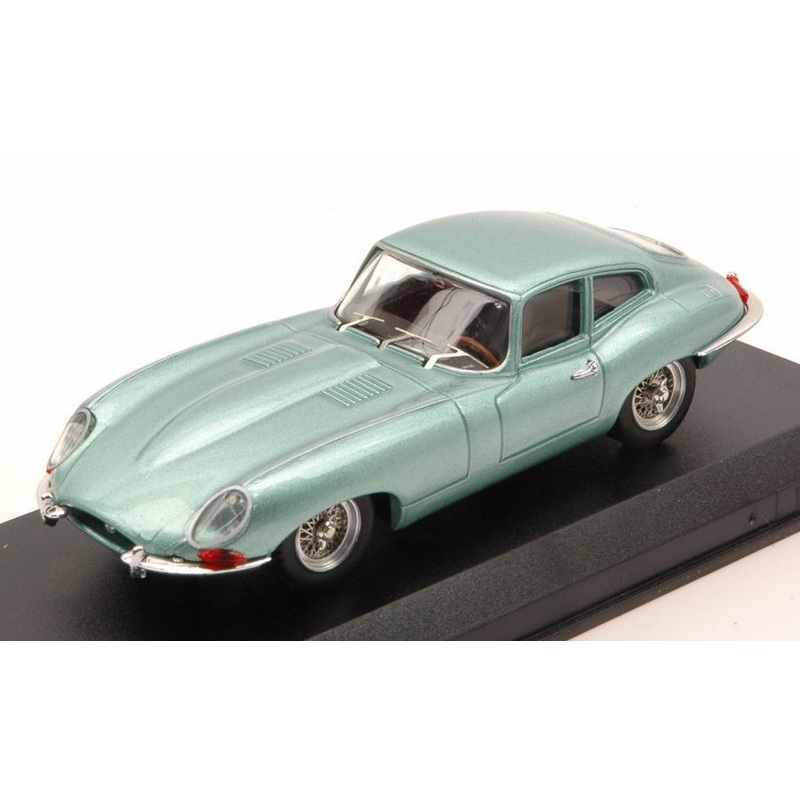 SCALE MODEL COMPATIBLE WITH JAGUAR AND COUPE 1961 LIGHT GREEN MET.1:43 BEST MODEL BT9626