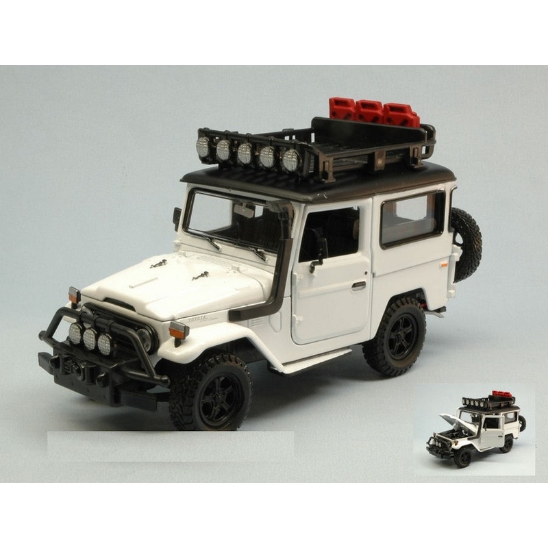 SCALE MODEL COMPATIBLE WITH TOYOTA FJ40 LAND CRISER 1974 WHITE 1:24 MOTORMAX MTM79137W